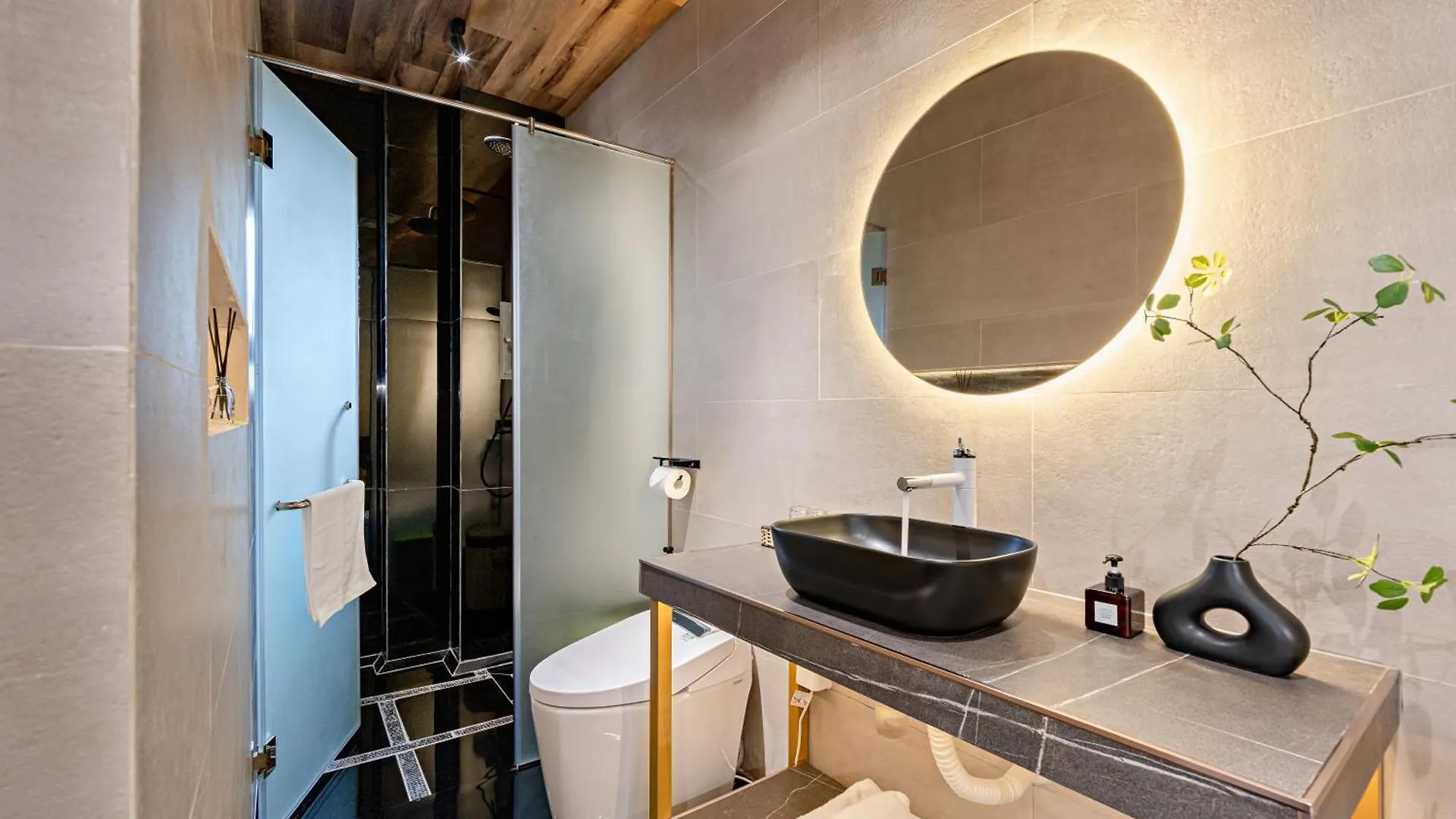 Skycure Serviced Apartments Ho Chi Minh City